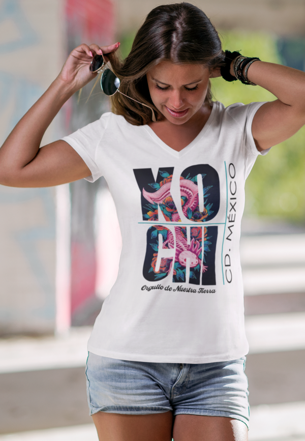 mockup-featuring-a-woman-wearing-a-customizable-v-neck-t-shirt-3688-el1 (30) Playera Dama 100% Algodón de Alta Calidad, Cuello "V" y Redondo en diferentes colores e impresionante estampado.
