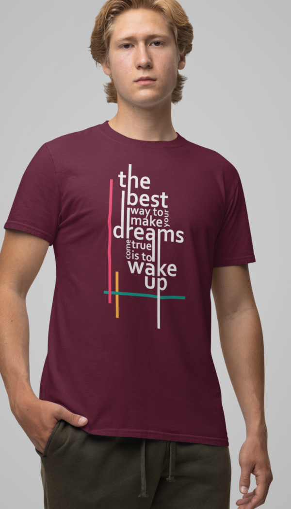 mockup-of-a-man-standing-in-a-studio-with-a-gildan-t-shirt-m32770 (14) Playera 100% Algodón de Alta Calidad en Modernos Colores con Impresionante Estampado.