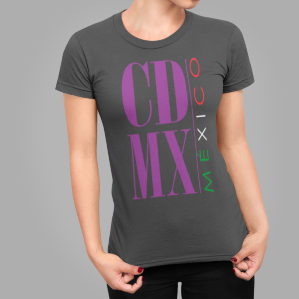 mockup-of-a-woman-showing-the-print-on-her-t-shirt-88-el (11) Playera Dama 100% Algodón de Alta Calidad, Cuello "V" y Redondo en diferentes colores e impresionante estampado.