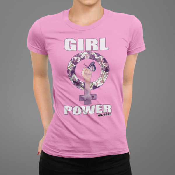 Este Día Internacional de la Mujer, levanta la voz y luce increíble con nuestras playeras de algodón 100% con exclusivos estampados.