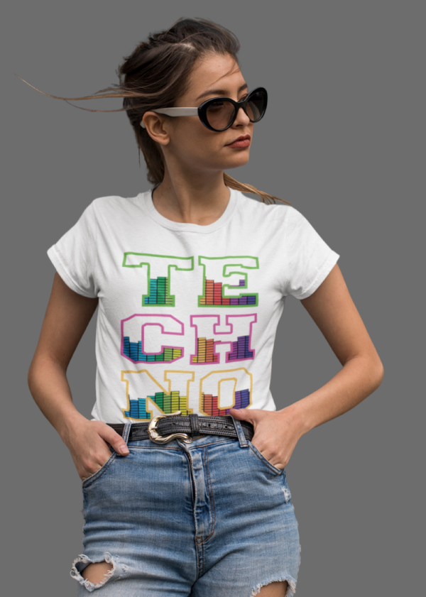 Playera Dama 100% Algodón de Alta Calidad, Cuello "V" y Redondo en diferentes colores e impresionante estampado.