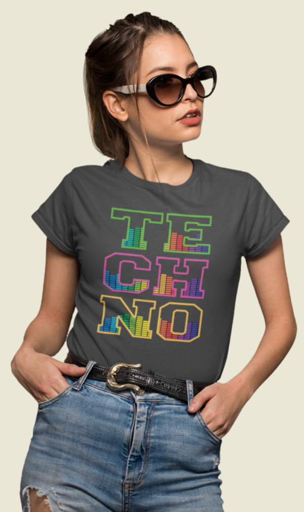 Playera Dama 100% Algodón de Alta Calidad, Cuello "V" y Redondo en diferentes colores e impresionante estampado.