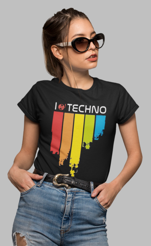 Playera Dama 100% Algodón de Alta Calidad, Cuello "V" y Redondo en diferentes colores e impresionante estampado.